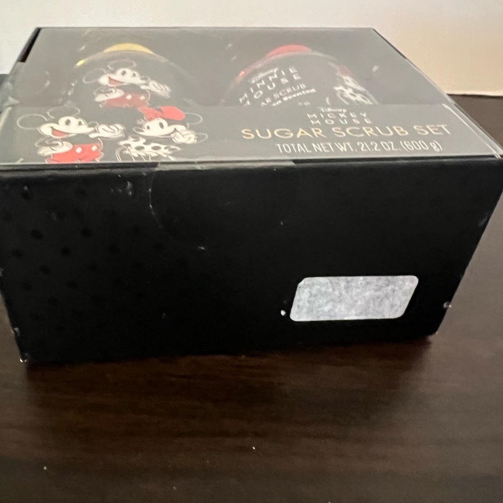 Disney Mickey and Minnie Mouse Sugar Scrub Duo - Picture 6 of 6
